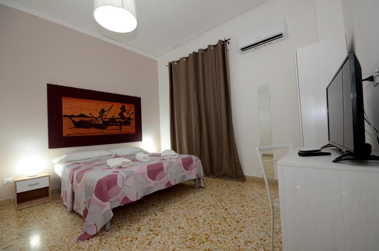 Bed and Breakfast La Casa del Moro - Al Politeama Palermo Exterior foto